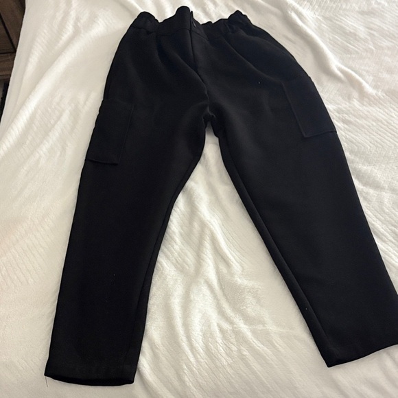 Zara Pants - Zara women's Black Cargo Pants
